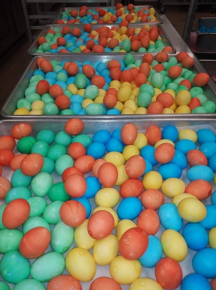 picture of dyed eggs
